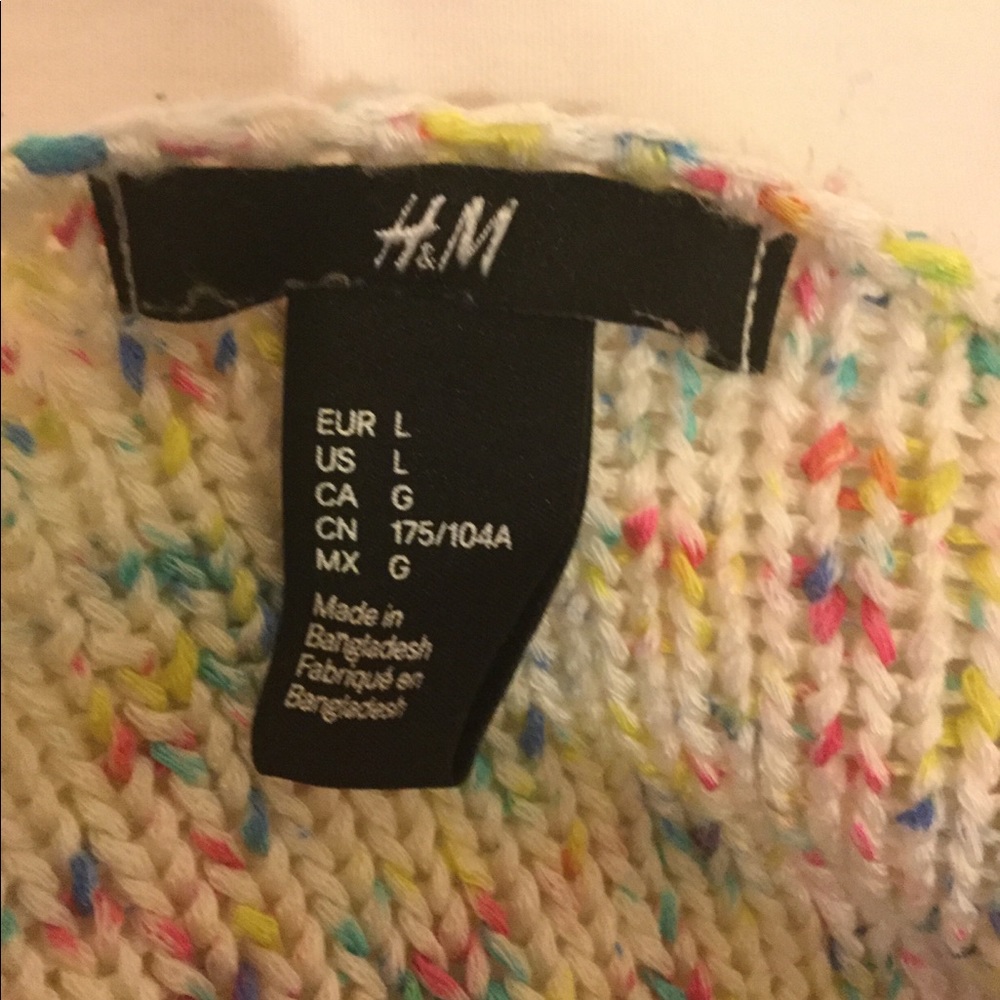 H&M sweater - Picture 2 of 3